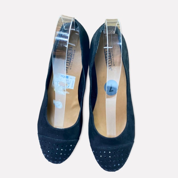 New Seychelles Black Suede with Black Stones wedge slip on Womens shoes size 7 - Picture 4 of 8